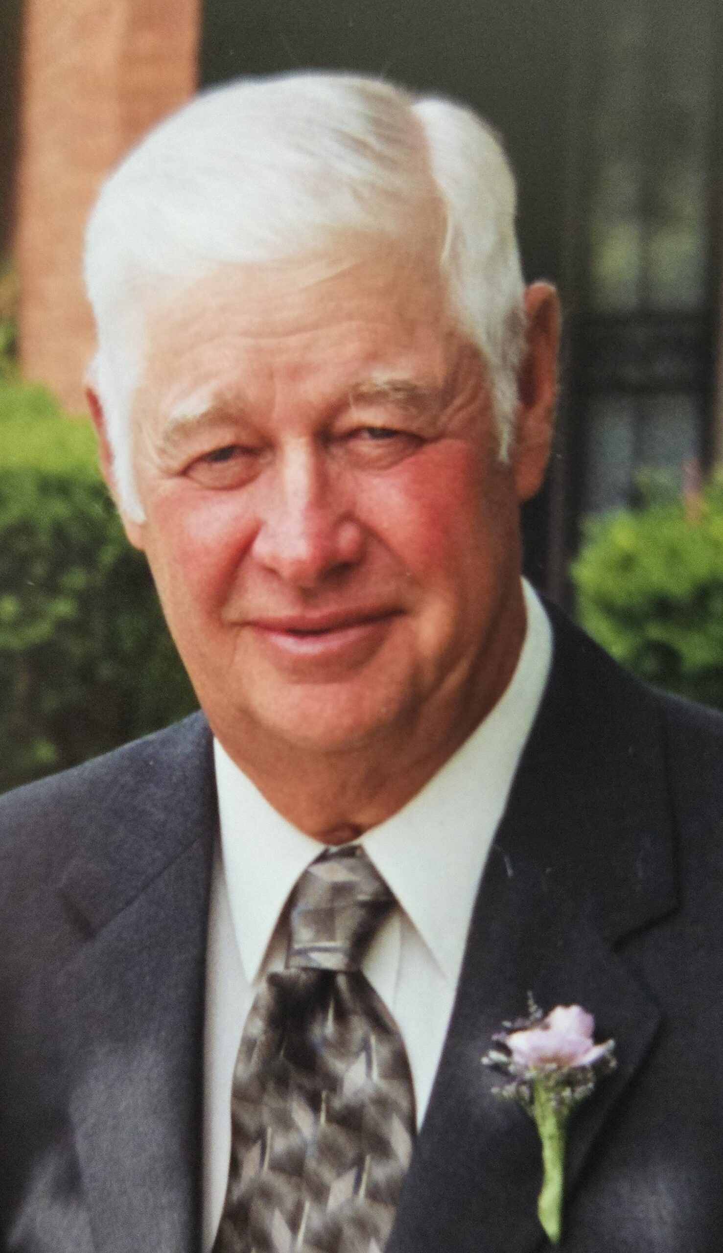 carl  mangold